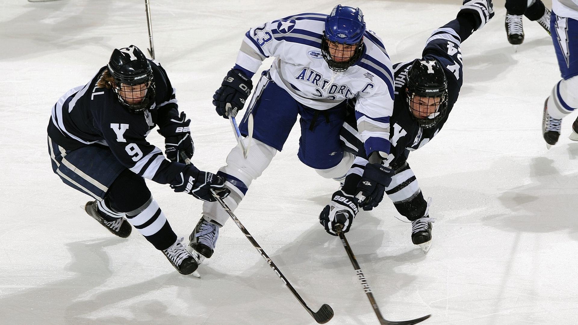“尼古拉斯·桑特基的精准罚球与掌控比赛节奏，成就阿根廷美洲狮队新辉煌”